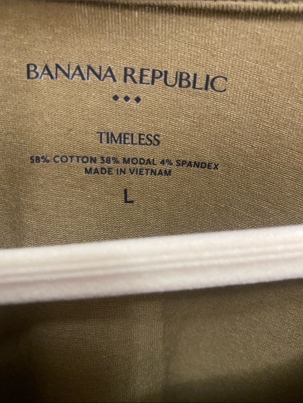 Banana Republic Olive Green Long Sleeve Crewneck Top L PTP 21 in NWT - Picture 3 of 7